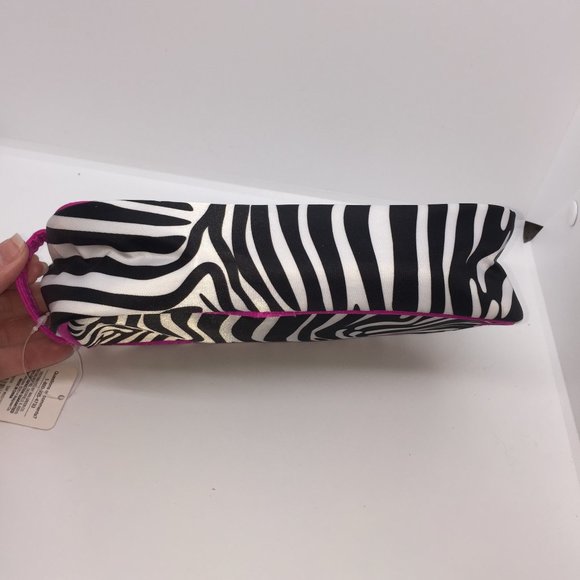 Toiletry Bag - Picture 3 of 5